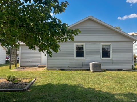 Tiny photo for 2919 Squire Lane, Evansville, IN 47715 (MLS # 202636362)