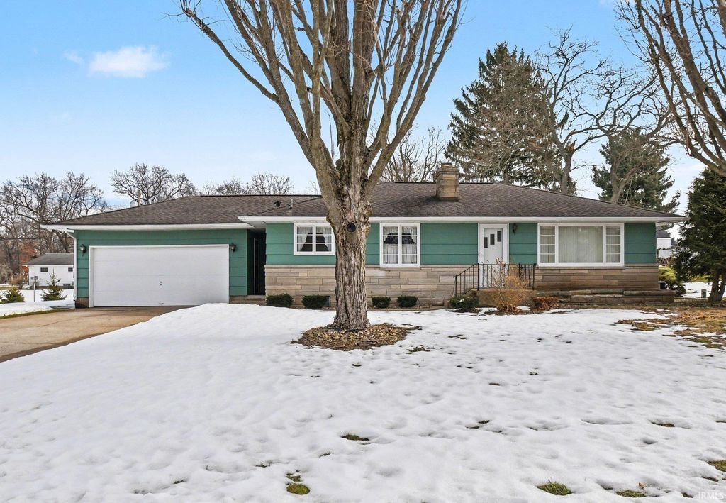 Photo of 57102 Alan Road, South Bend, IN 46619 (MLS # 202606487)