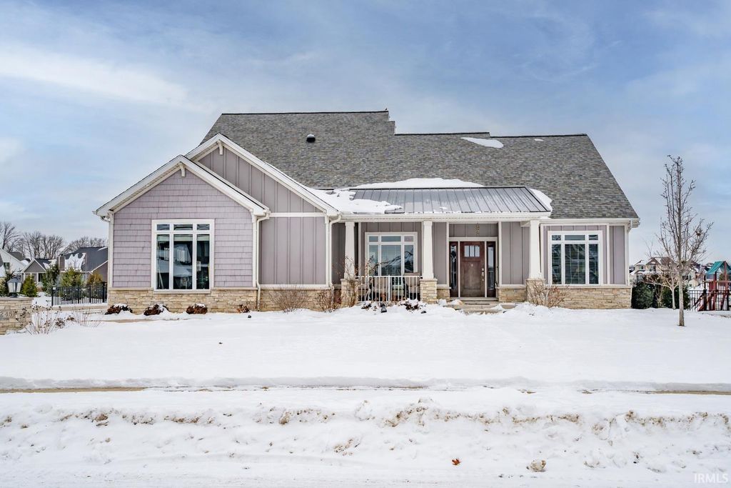 Photo of 248 Arbol Cove, Fort Wayne, IN 46845 (MLS # 202604335)