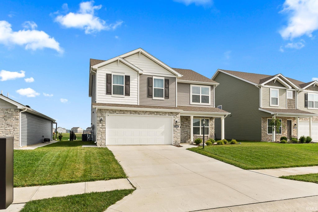 Photo of 5368 Tranquilo Way, Fort Wayne, IN 46818 (MLS # 202634360)