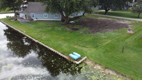 Photo of 5799 N Lakeshore Dr. DR, Macy, IN 46951 (MLS # 202641270)