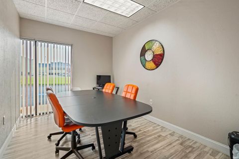 Tiny photo for 2765 S Albright Rd, Kokomo, IN 46902 (MLS # 202523131)