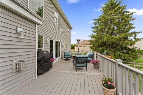 Tiny photo for 51280 Coveside Drive, Granger, IN 46530 (MLS # 202619925)