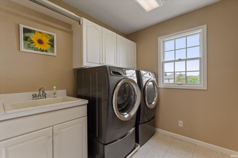 Tiny photo for 51280 Coveside Drive, Granger, IN 46530 (MLS # 202619925)