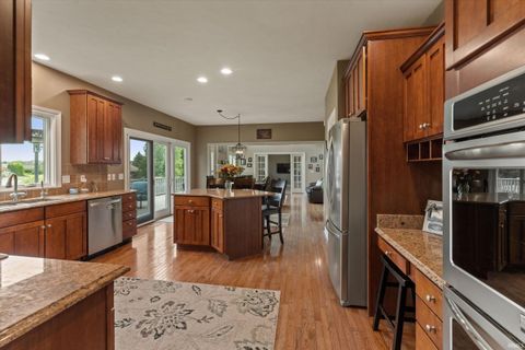 Tiny photo for 51280 Coveside Drive, Granger, IN 46530 (MLS # 202619925)