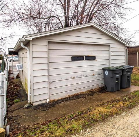 Tiny photo for 2438 N Governor Street, Evansville, IN 47711 (MLS # 202607003)