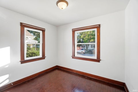 Tiny photo for 4438 Weisser Park Avenue, Fort Wayne, IN 46806 (MLS # 202643558)
