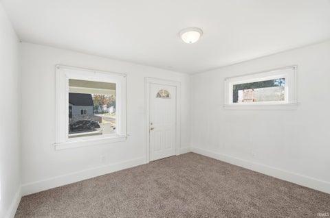 Tiny photo for 4438 Weisser Park Avenue, Fort Wayne, IN 46806 (MLS # 202643558)