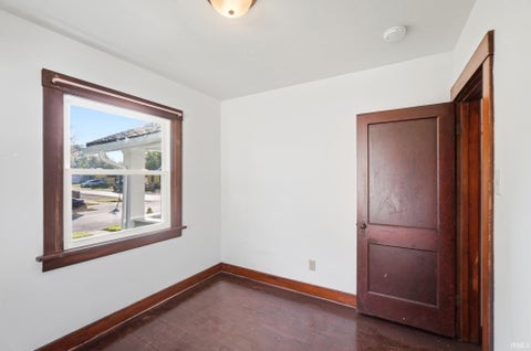 Tiny photo for 4438 Weisser Park Avenue, Fort Wayne, IN 46806 (MLS # 202643558)