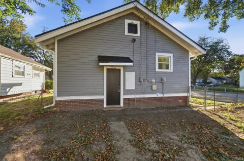 Tiny photo for 4438 Weisser Park Avenue, Fort Wayne, IN 46806 (MLS # 202643558)