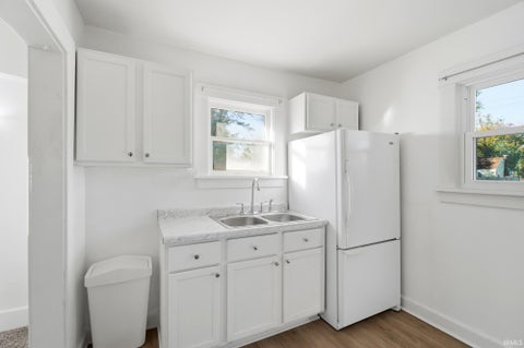 Tiny photo for 4438 Weisser Park Avenue, Fort Wayne, IN 46806 (MLS # 202643558)