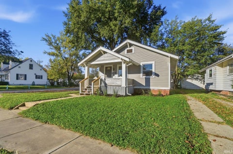 Tiny photo for 4438 Weisser Park Avenue, Fort Wayne, IN 46806 (MLS # 202643558)