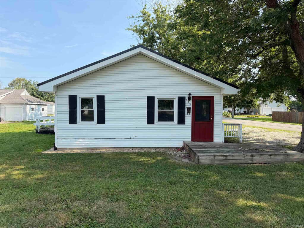 Photo of 631 E South C Street, Gas City, IN 46933 (MLS # 202630140)