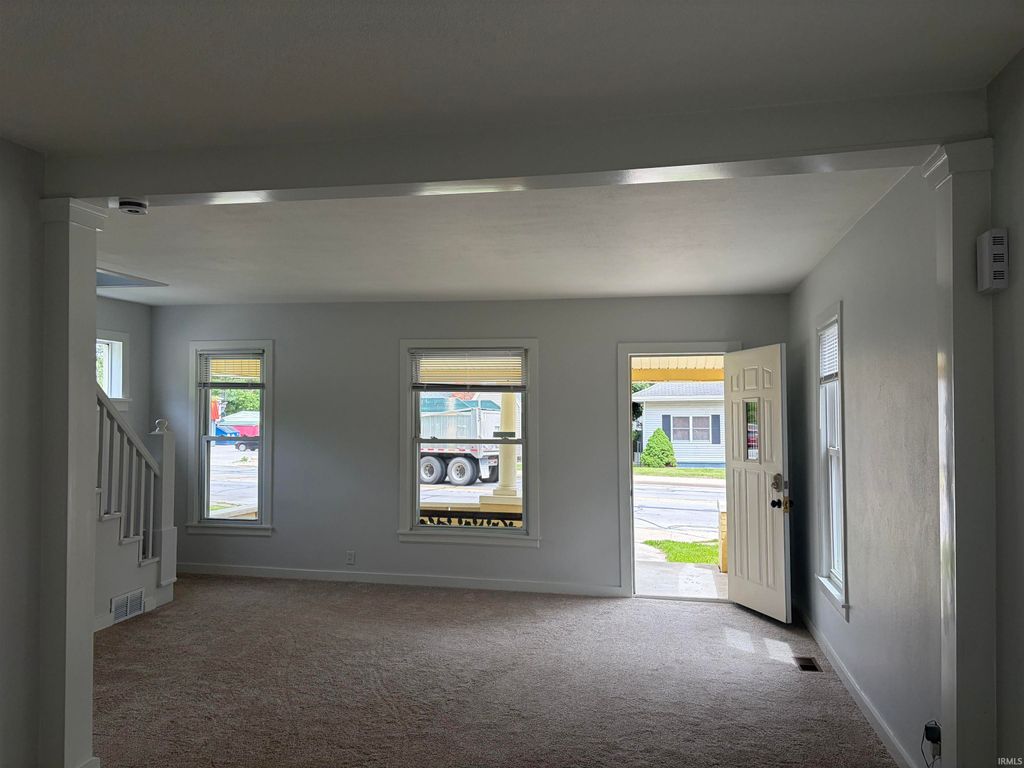 Photo of 345 N Main Street, Columbia City, IN 46725 (MLS # 202619753)