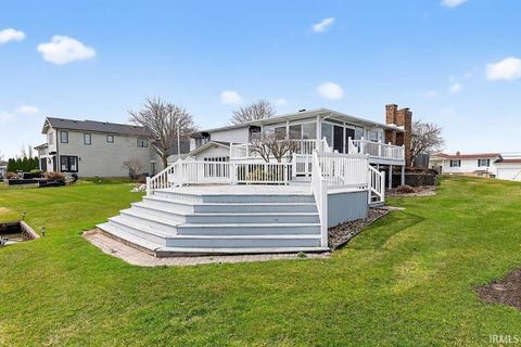 Tiny photo for 51198 Aqua Drive, Elkhart, IN 46514 (MLS # 202609373)