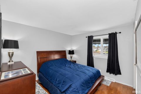 Tiny photo for 51198 Aqua Drive, Elkhart, IN 46514 (MLS # 202609373)