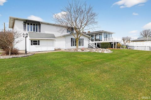 Tiny photo for 51198 Aqua Drive, Elkhart, IN 46514 (MLS # 202609373)