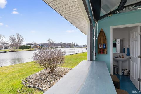 Tiny photo for 51198 Aqua Drive, Elkhart, IN 46514 (MLS # 202609373)