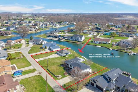 Tiny photo for 51198 Aqua Drive, Elkhart, IN 46514 (MLS # 202609373)