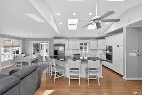 Tiny photo for 51198 Aqua Drive, Elkhart, IN 46514 (MLS # 202609373)