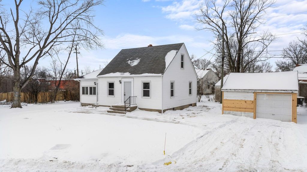 Photo of 5308 Southern Court, Fort Wayne, IN 46806 (MLS # 202603081)