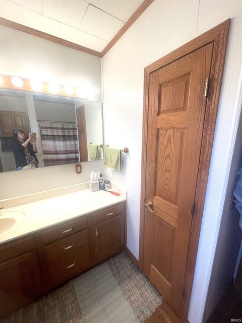 Tiny photo for 3608 W 900 North Road, Royal Center, IN 46978 (MLS # 202625673)