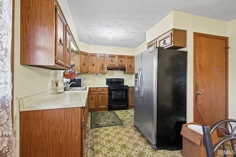 Tiny photo for 3610 S Old State Road 15, Wabash, IN 46992 (MLS # 202643688)