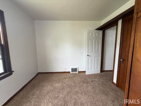 Tiny photo for 2702 Prast Boulevard, South Bend, IN 46628 (MLS # 202618678)