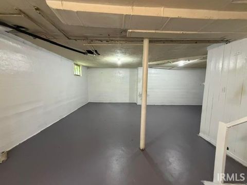 Tiny photo for 2702 Prast Boulevard, South Bend, IN 46628 (MLS # 202618678)