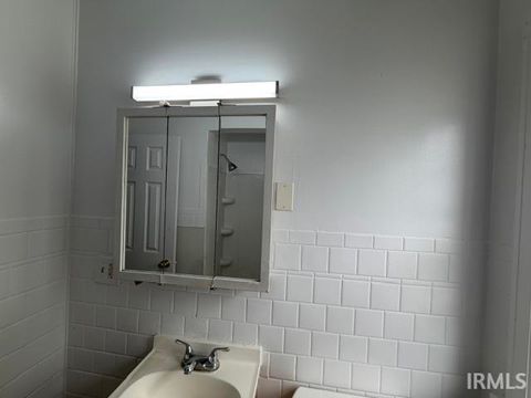 Tiny photo for 2702 Prast Boulevard, South Bend, IN 46628 (MLS # 202618678)