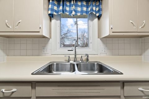 Tiny photo for 3409 Collegiate Court, Fort Wayne, IN 46805 (MLS # 202612771)