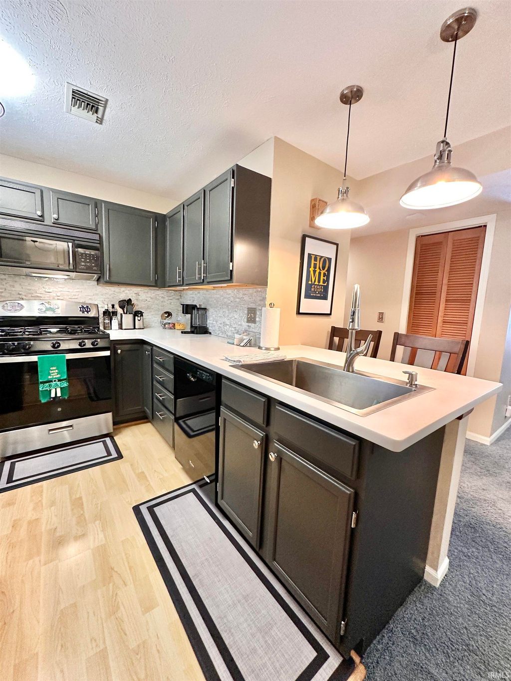 Photo of 1520 N Oakhill Drive #L5, South Bend, IN 46637 (MLS # 202603621)