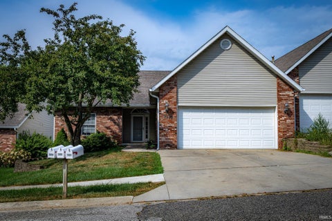 Photo of 2419 N Stonelake Circle, Bloomington, IN 47404 (MLS # 202632902)