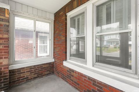 Tiny photo for 2212 Franklin Street, South Bend, IN 46613 (MLS # 202622456)