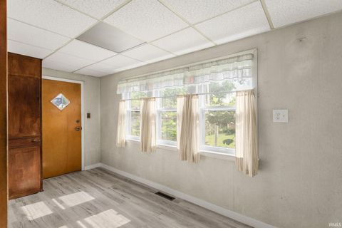 Tiny photo for 2212 Franklin Street, South Bend, IN 46613 (MLS # 202622456)