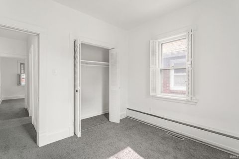 Tiny photo for 2212 Franklin Street, South Bend, IN 46613 (MLS # 202622456)