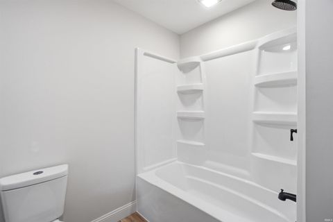 Tiny photo for 913 W Virginia Avenue, Kokomo, IN 46902 (MLS # 202608848)