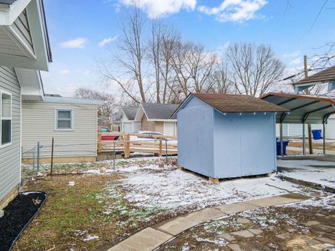 Tiny photo for 913 W Virginia Avenue, Kokomo, IN 46902 (MLS # 202608848)