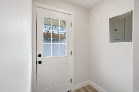 Tiny photo for 913 W Virginia Avenue, Kokomo, IN 46902 (MLS # 202608848)