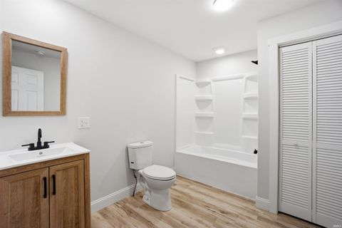 Tiny photo for 913 W Virginia Avenue, Kokomo, IN 46902 (MLS # 202608848)