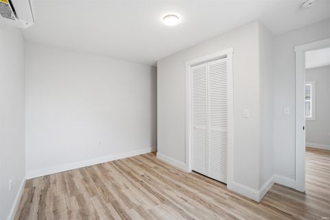 Tiny photo for 913 W Virginia Avenue, Kokomo, IN 46902 (MLS # 202608848)