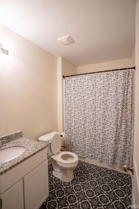 Tiny photo for 2708 W Kings Canyon Road, Muncie, IN 47303 (MLS # 202644872)