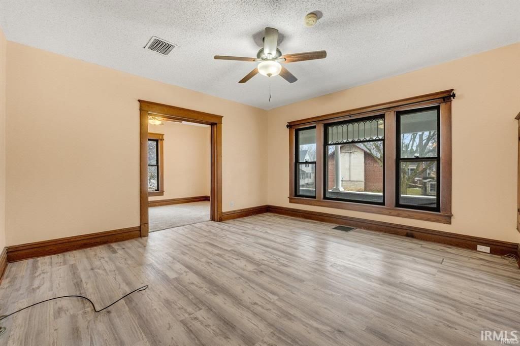 Photo of 301 E MITCHELL Street, Kendallville, IN 46755 (MLS # 202546399)