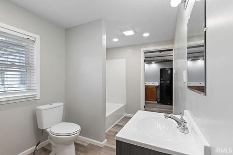 Tiny photo for 721 E MARKLAND Avenue, Kokomo, IN 46902 (MLS # 202549794)