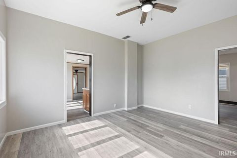 Tiny photo for 721 E MARKLAND Avenue, Kokomo, IN 46902 (MLS # 202549794)