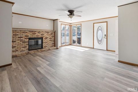 Tiny photo for 721 E MARKLAND Avenue, Kokomo, IN 46902 (MLS # 202549794)