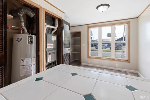 Tiny photo for 721 E MARKLAND Avenue, Kokomo, IN 46902 (MLS # 202549794)