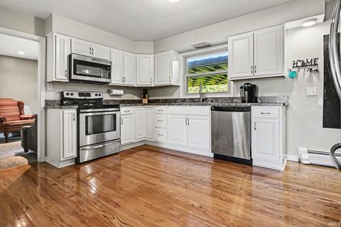Tiny photo for 2910 Greenleaf Boulevard, Elkhart, IN 46514 (MLS # 202618547)