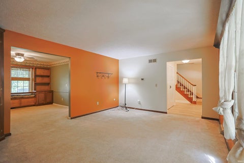 Tiny photo for 50821 Woodbury Way, Granger, IN 46530 (MLS # 202643801)