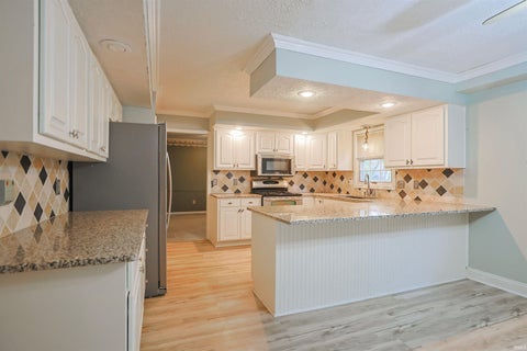 Tiny photo for 50821 Woodbury Way, Granger, IN 46530 (MLS # 202643801)